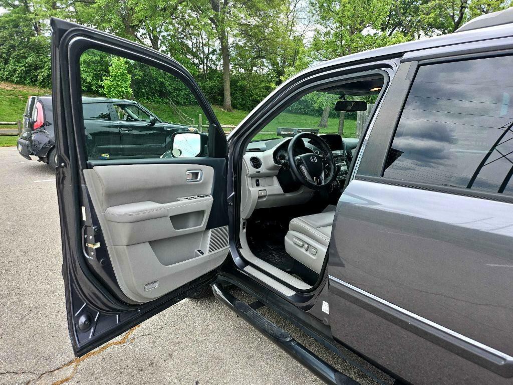 2014 Honda Pilot Image 9