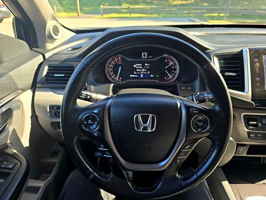2016 Honda Pilot Image 14