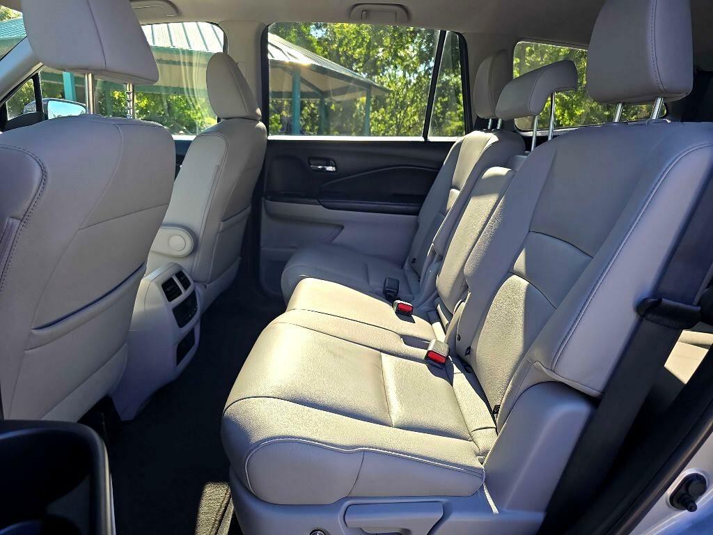 2016 Honda Pilot Image 28