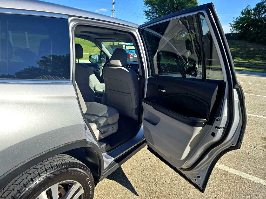 2016 Honda Pilot Image 30