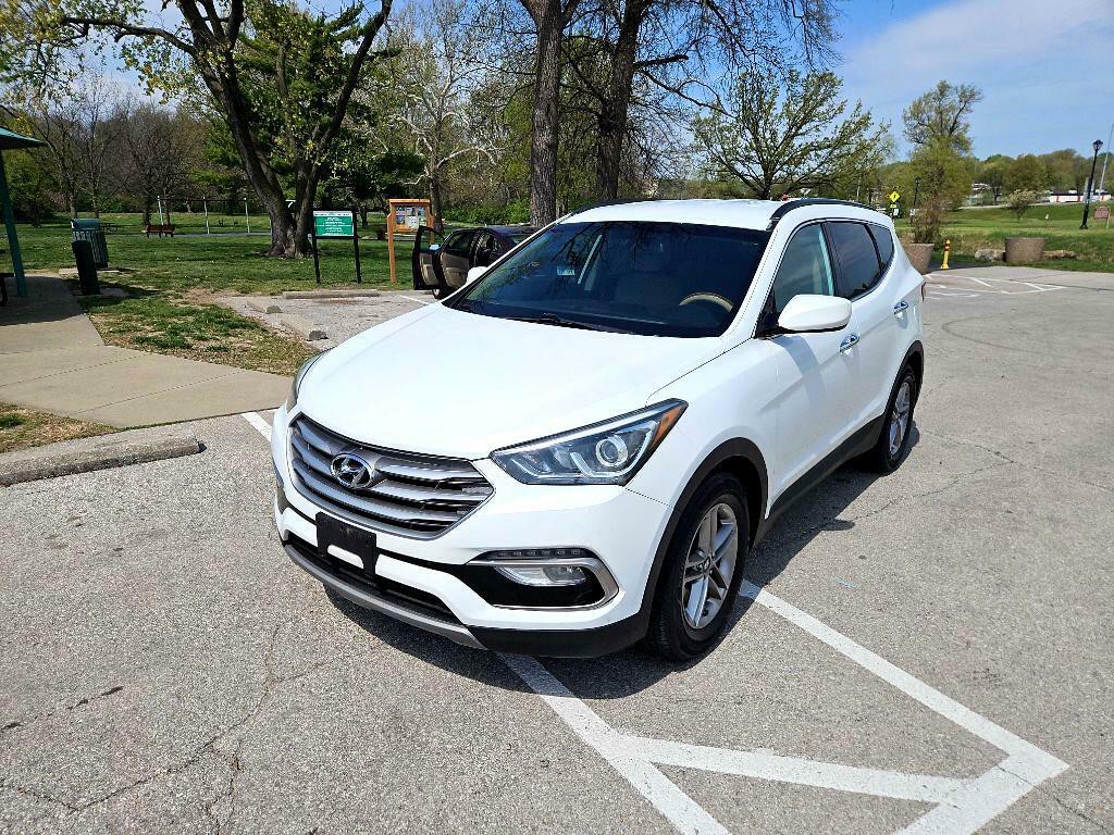 2017 Hyundai Santa Fe Sport Image 1
