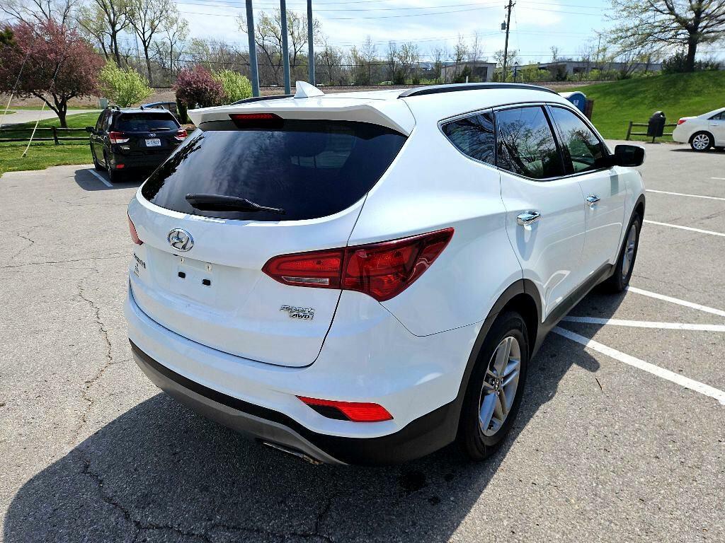2017 Hyundai Santa Fe Sport Image 6
