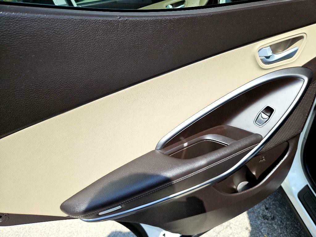 2017 Hyundai Santa Fe Sport Image 32