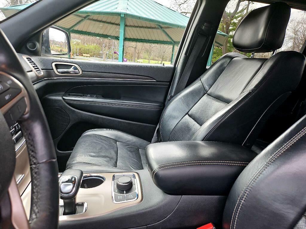 2015 Jeep Grand Cherokee Image 12