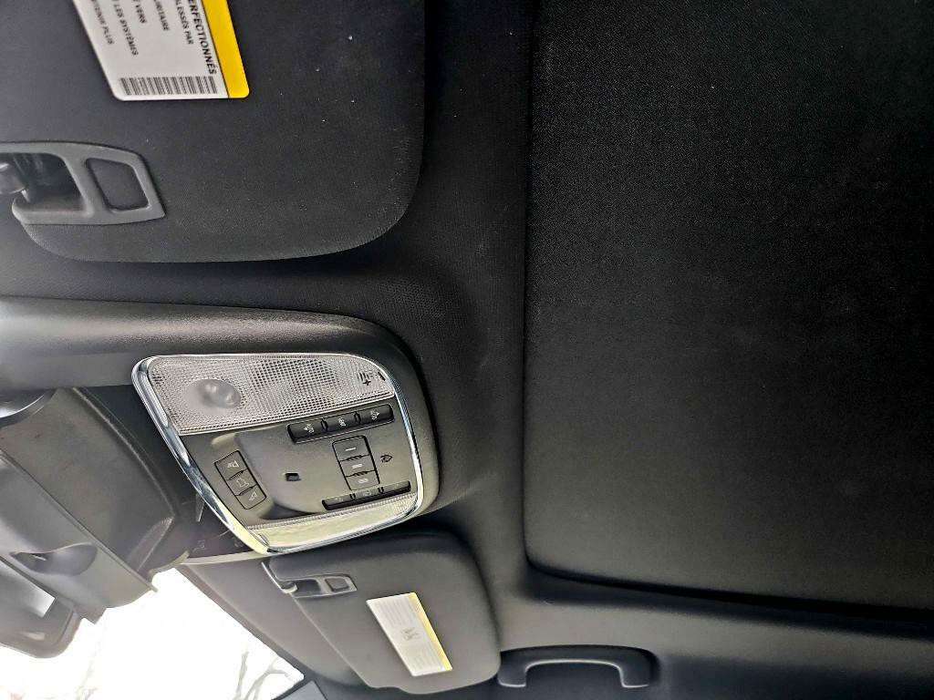 2015 Jeep Grand Cherokee Image 16