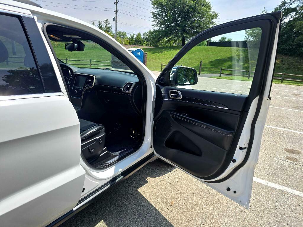 2015 Jeep Grand Cherokee Image 16