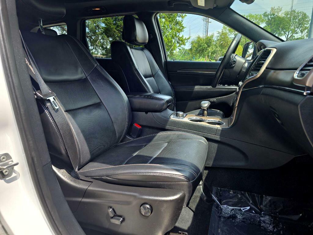 2015 Jeep Grand Cherokee Image 18