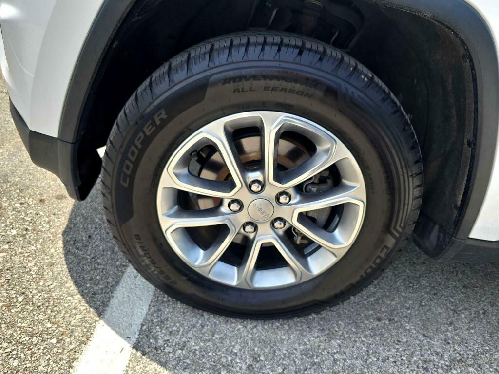 2015 Jeep Grand Cherokee Image 34