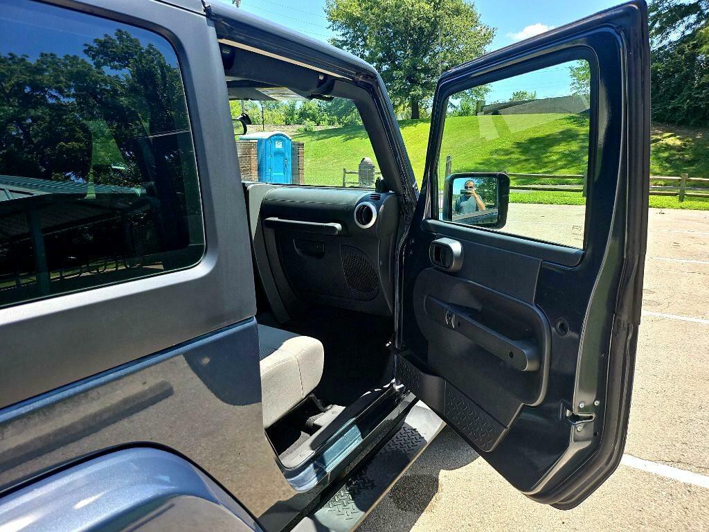 2008 Jeep Wrangler Image 16