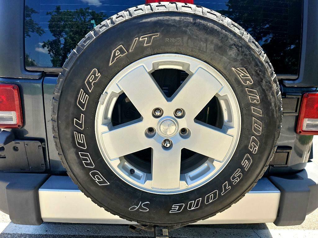 2008 Jeep Wrangler Image 23