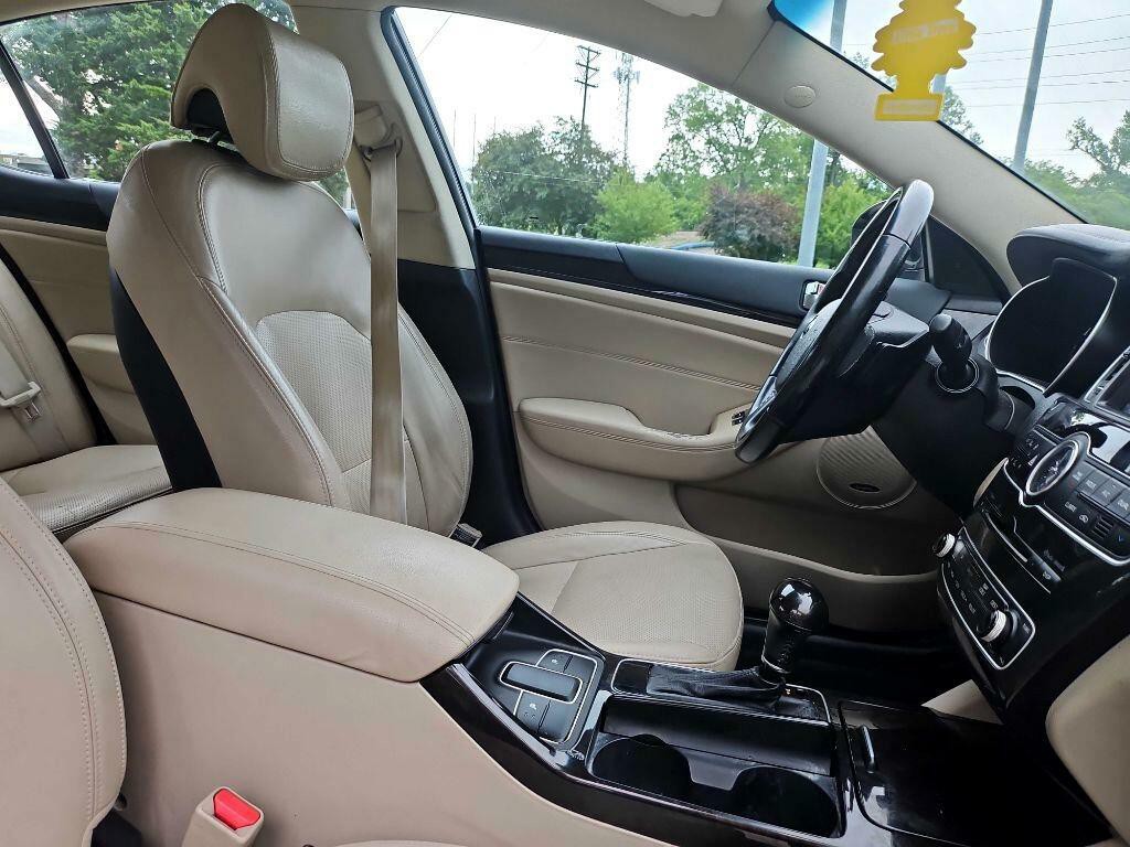 2014 Kia Cadenza Image 20