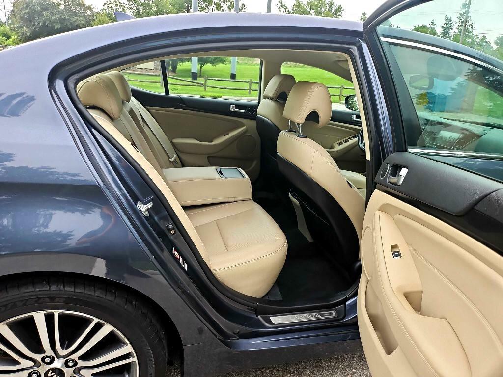 2014 Kia Cadenza Image 26