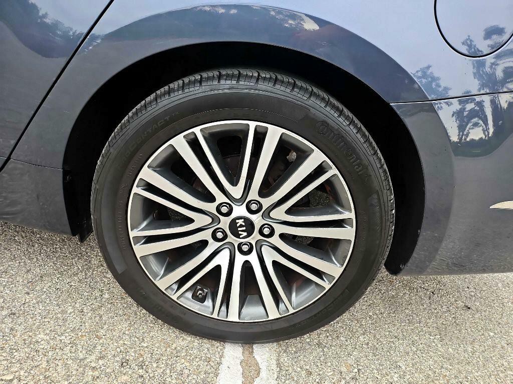 2014 Kia Cadenza Image 28