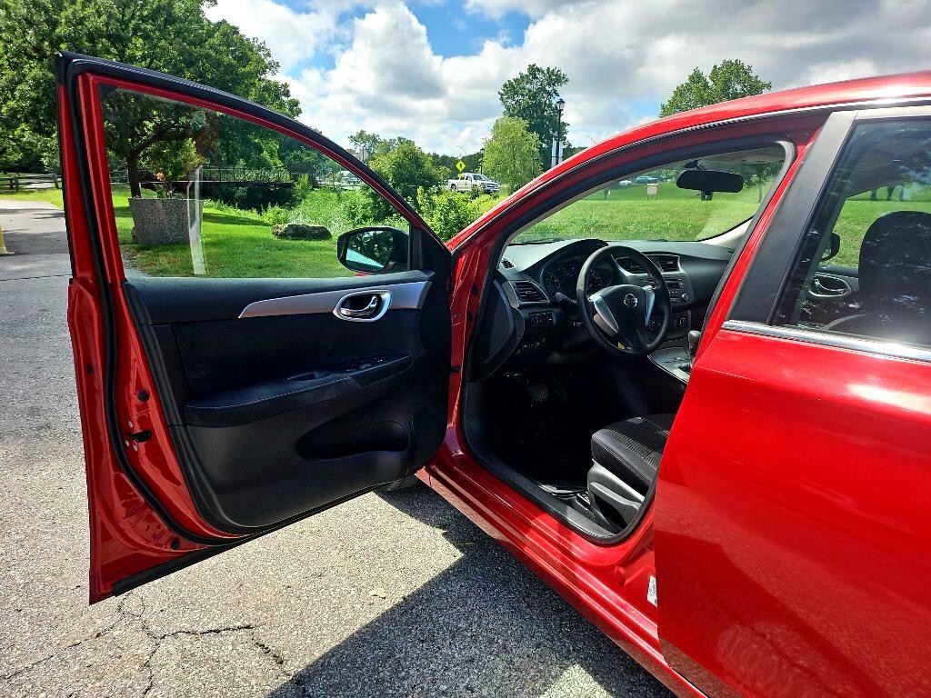 2014 Nissan Sentra Image 9