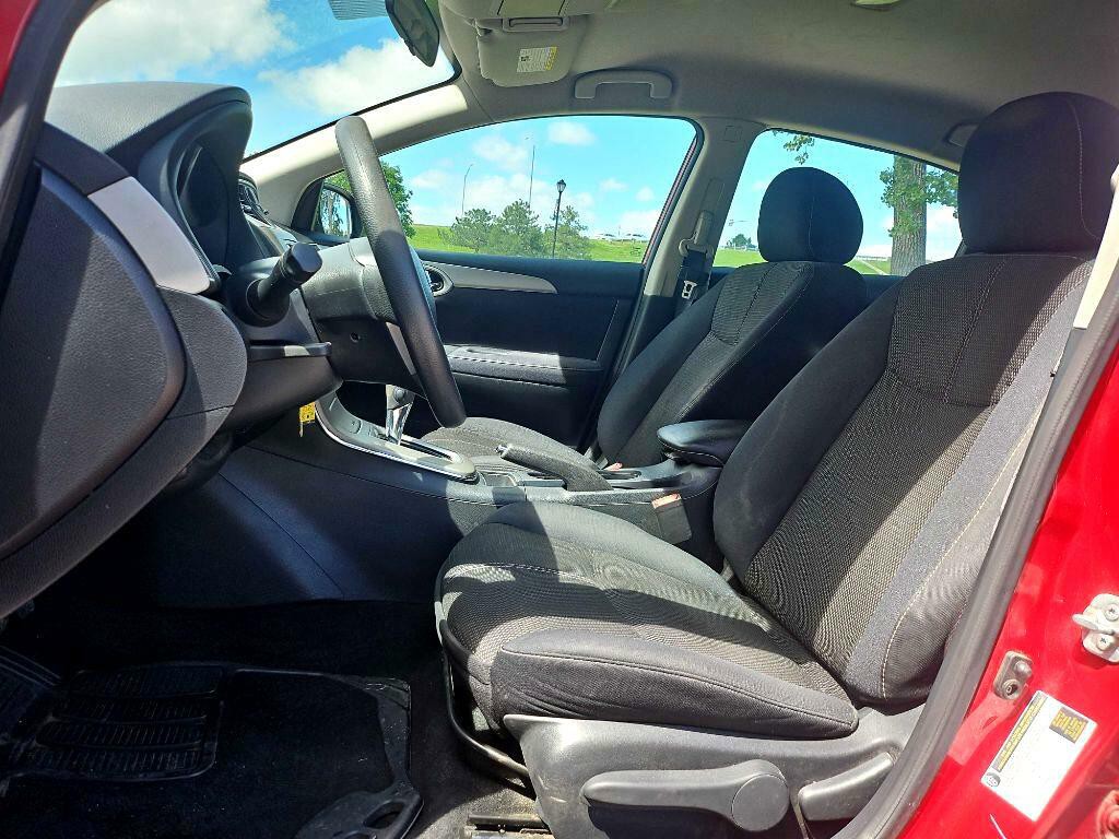 2014 Nissan Sentra Image 11