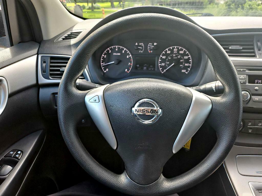 2014 Nissan Sentra Image 14