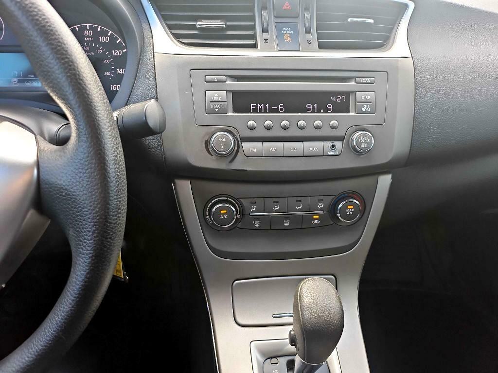 2014 Nissan Sentra Image 15