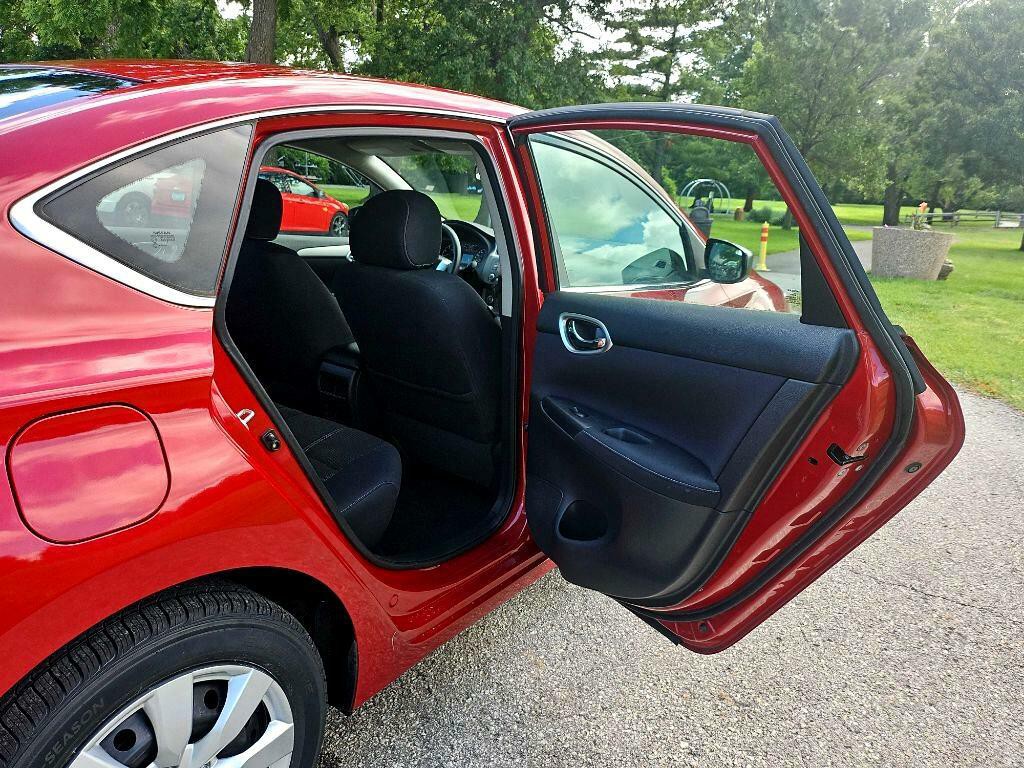 2014 Nissan Sentra Image 24