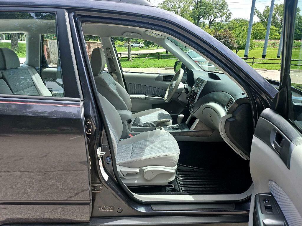 2012 Subaru Forester Image 17
