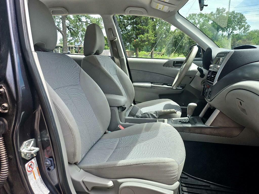 2012 Subaru Forester Image 18