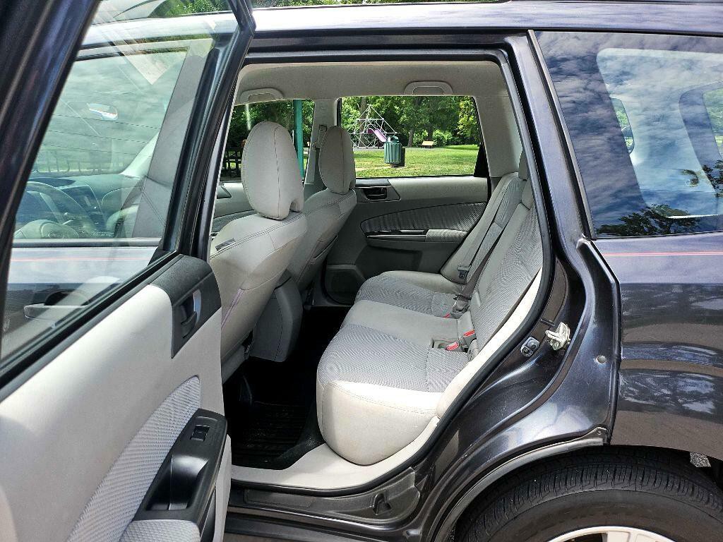 2012 Subaru Forester Image 22