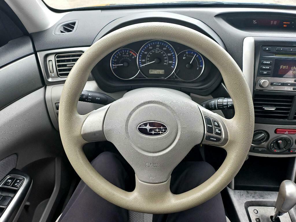 2012 Subaru Forester Image 32