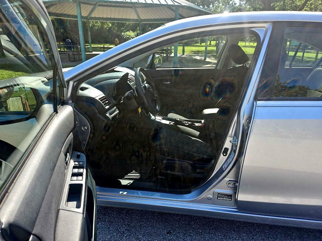 2014 Subaru Impreza Image 10