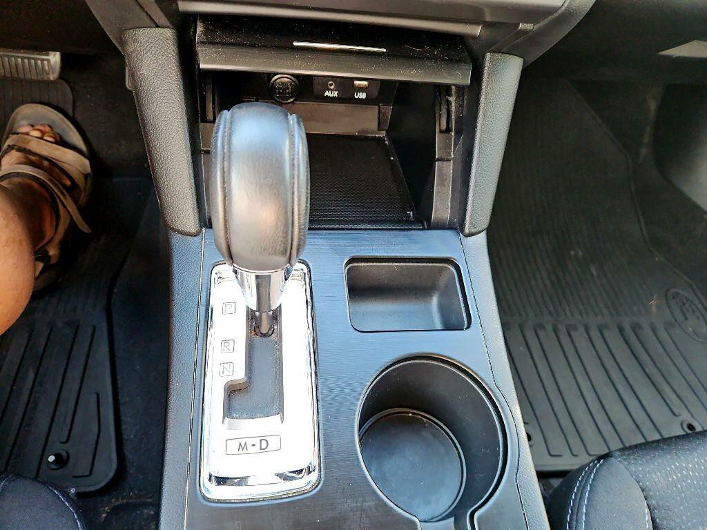 2016 Subaru Legacy Image 26