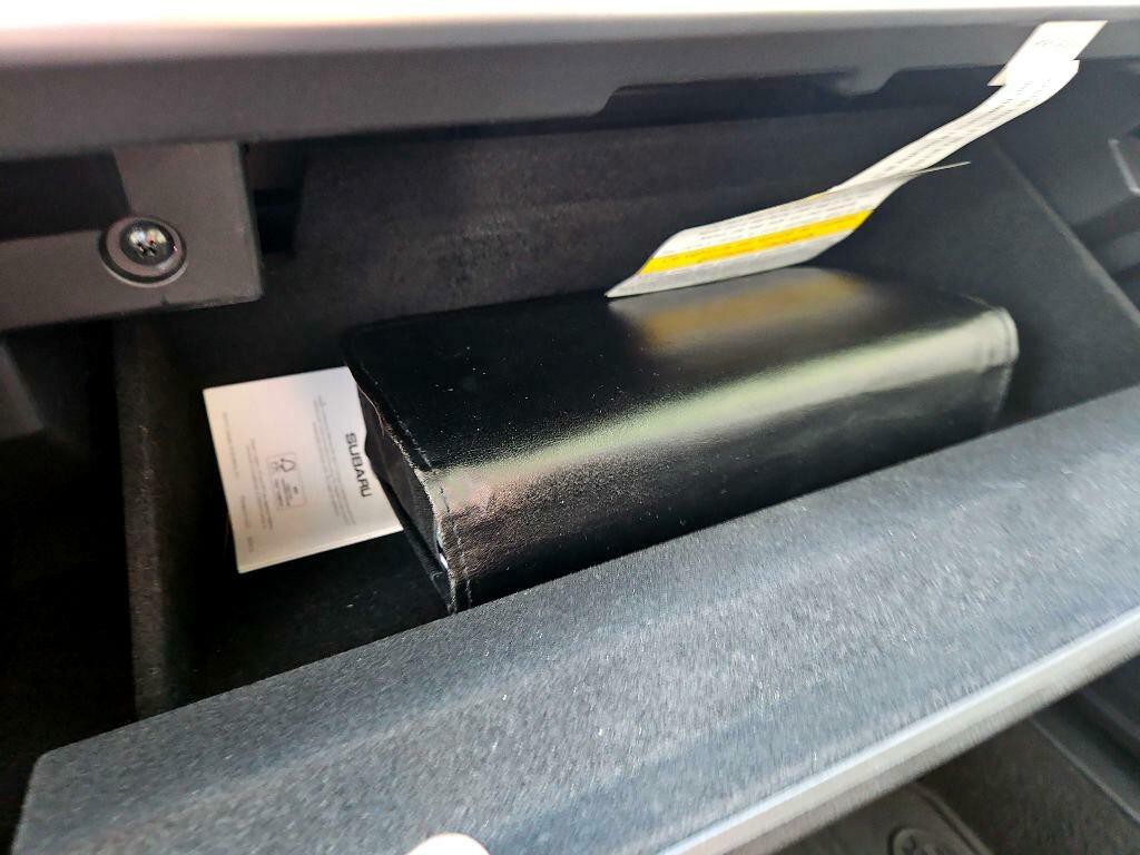 2016 Subaru Legacy Image 27