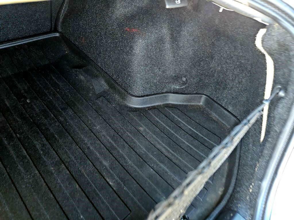 2016 Subaru Legacy Image 36