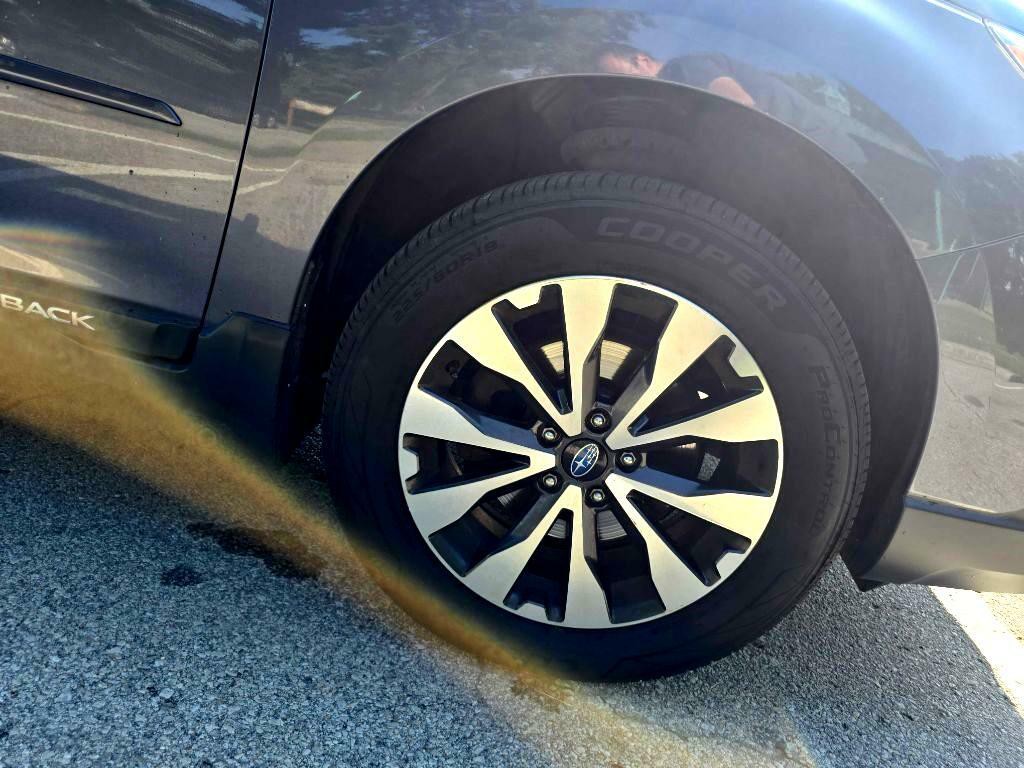 2016 Subaru Outback Image 38