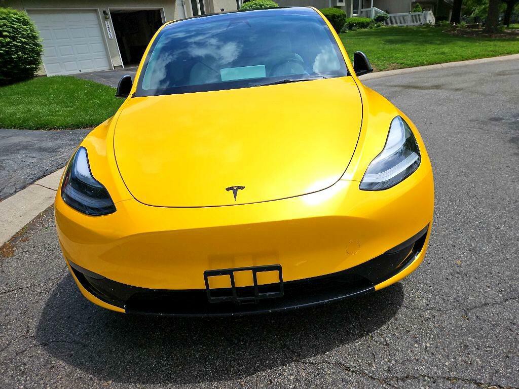 2021 Tesla Model Y Image 2