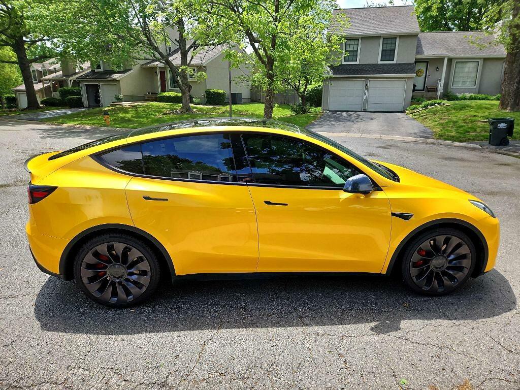2021 Tesla Model Y Image 8