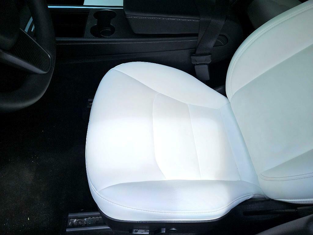 2021 Tesla Model Y Image 19