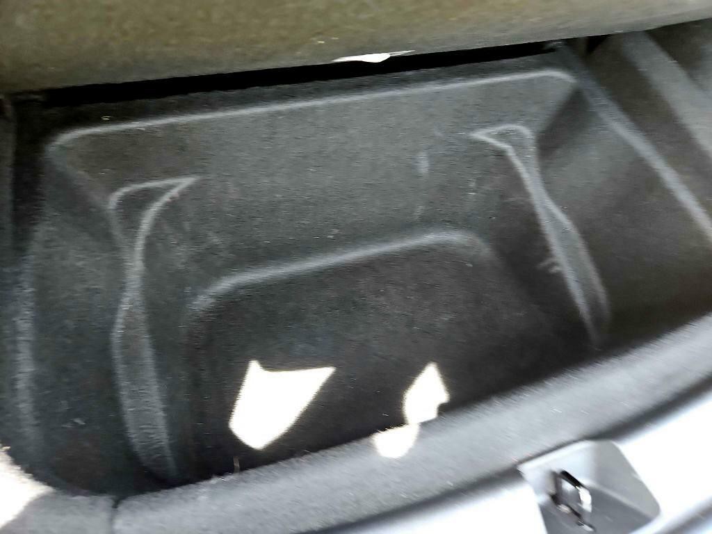 2021 Tesla Model Y Image 31