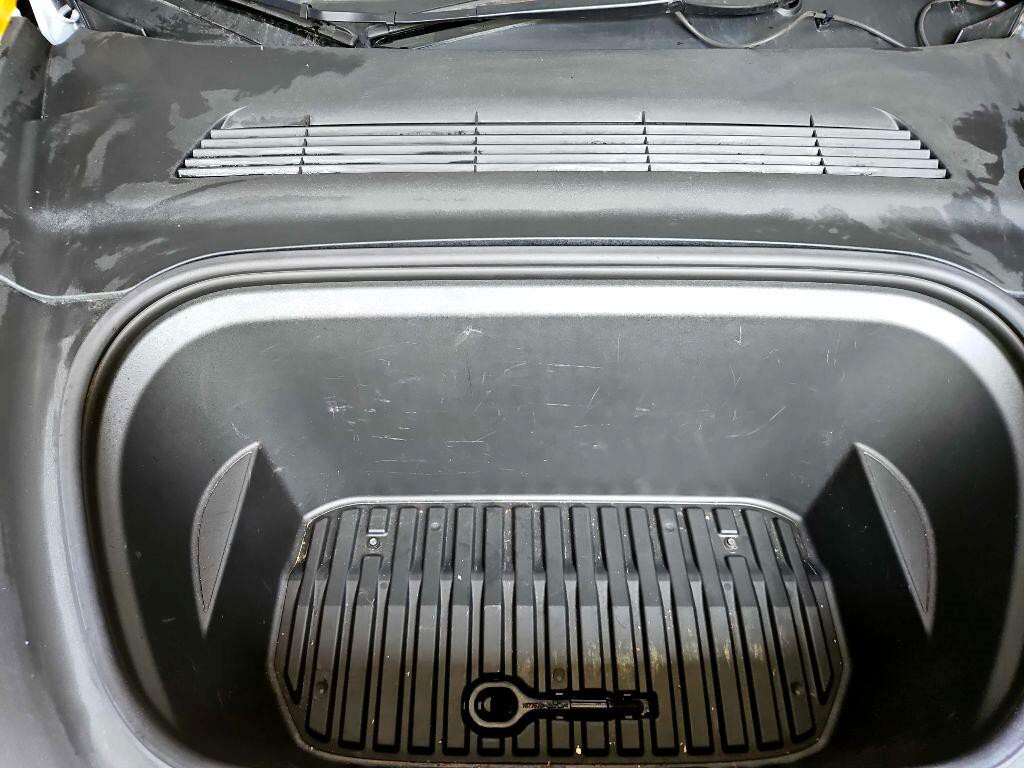 2021 Tesla Model Y Image 35