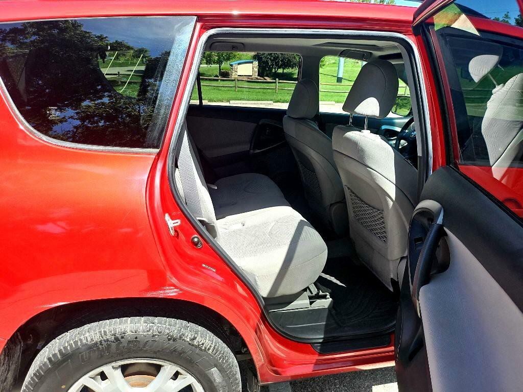 2012 Toyota Rav4 Image 28