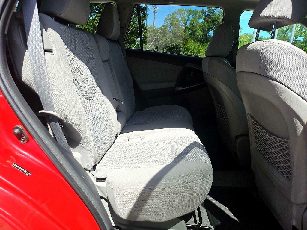 2012 Toyota Rav4 Image 29