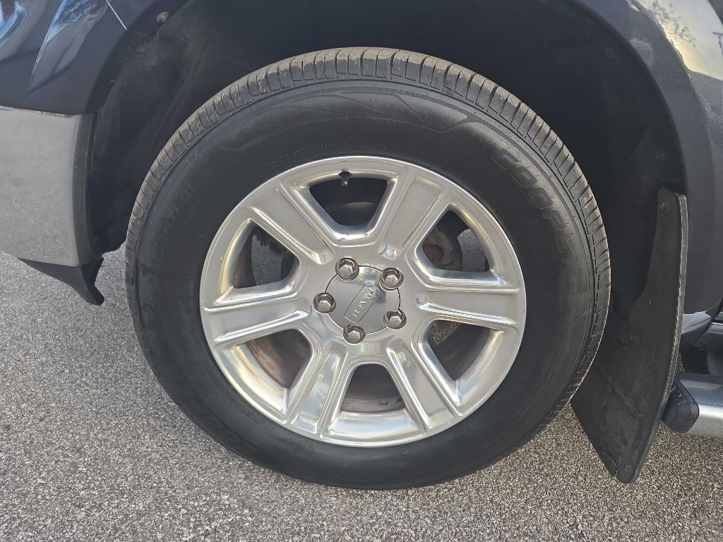 2015 RAM 1500 Image 35