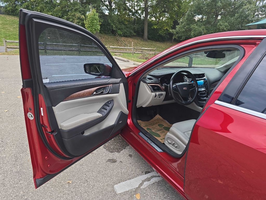 2016 Cadillac CTS Image 9