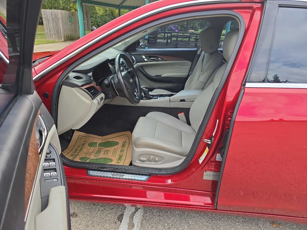 2016 Cadillac CTS Image 10