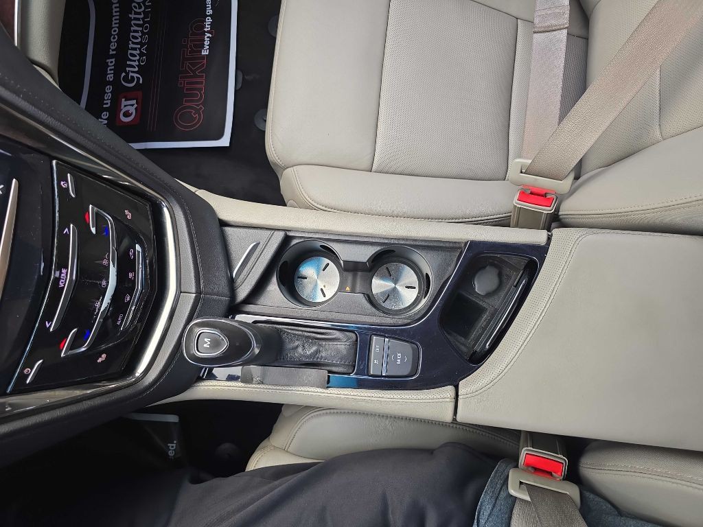 2016 Cadillac CTS Image 17