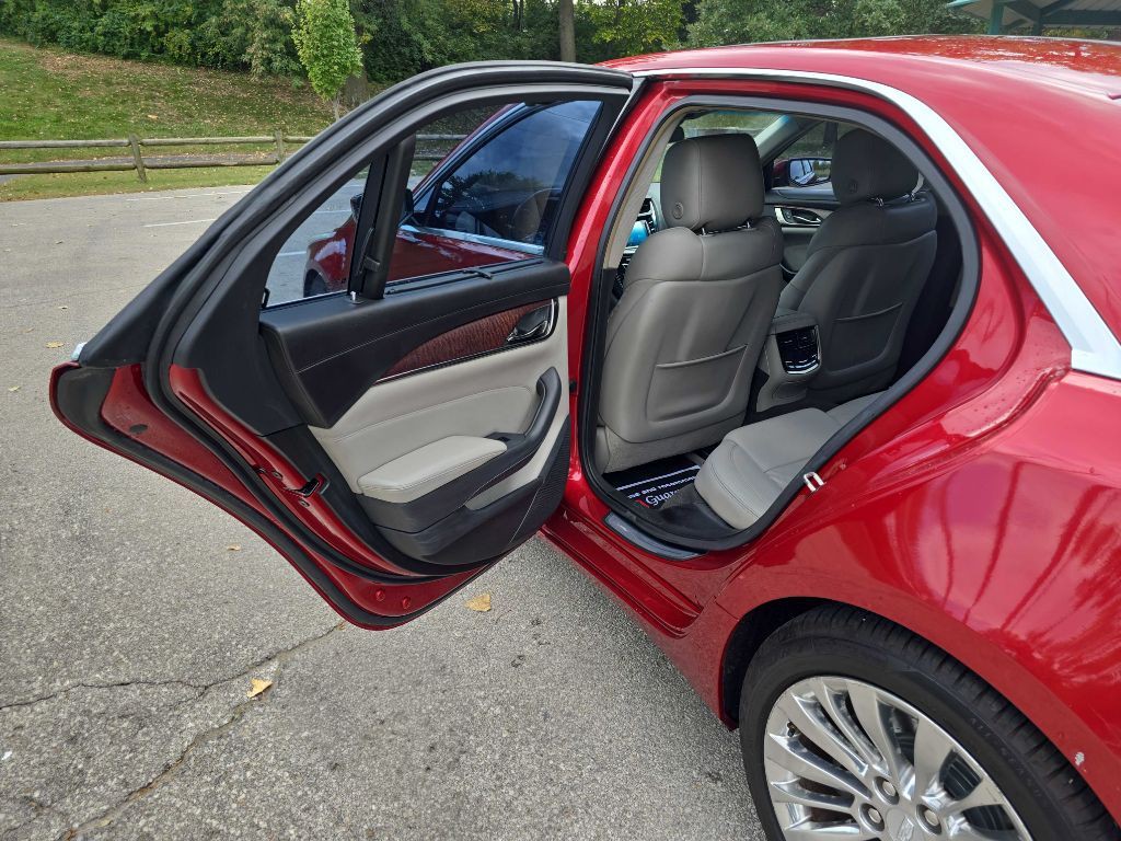 2016 Cadillac CTS Image 22