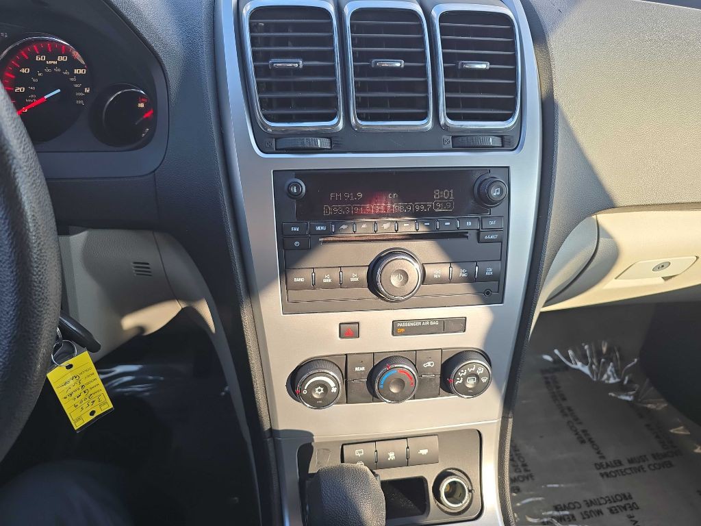 2009 GMC Acadia Image 15