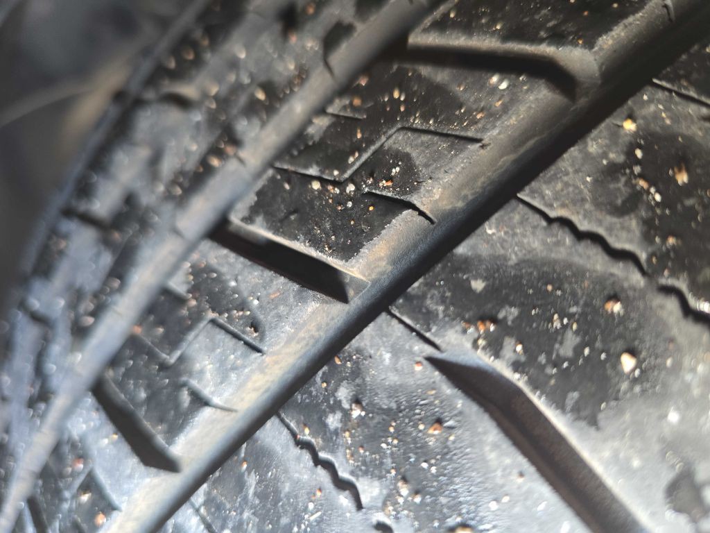 2009 GMC Acadia Image 38