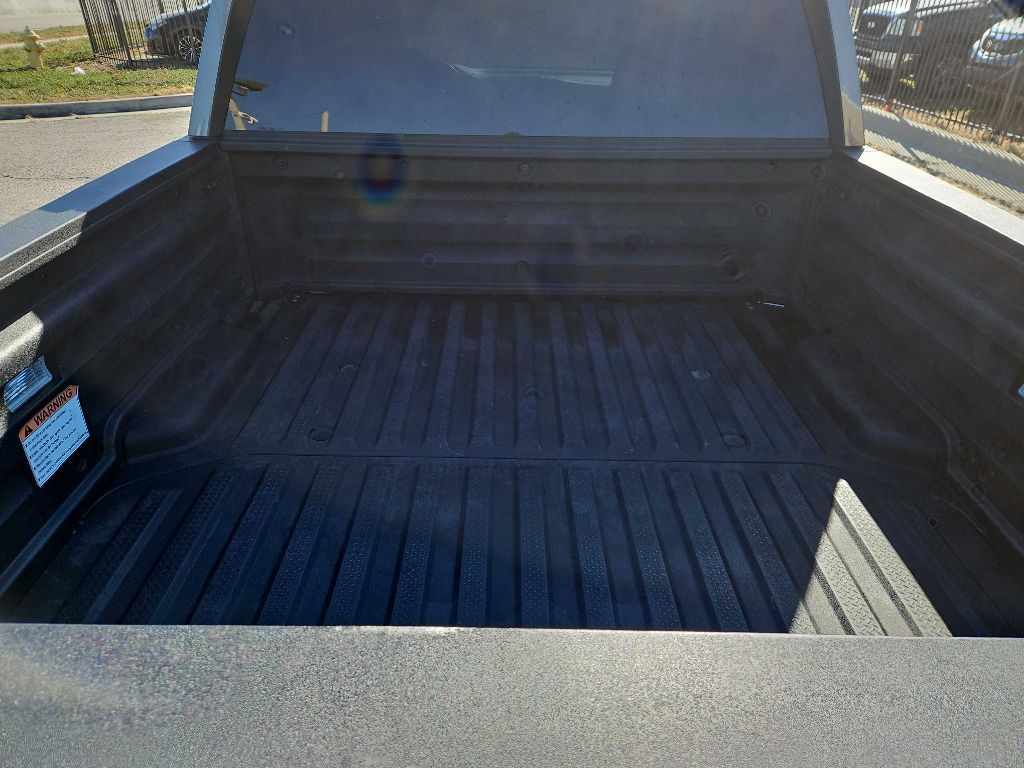 2017 Honda Ridgeline Image 13