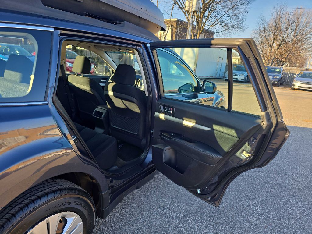 2013 Subaru Outback Image 26