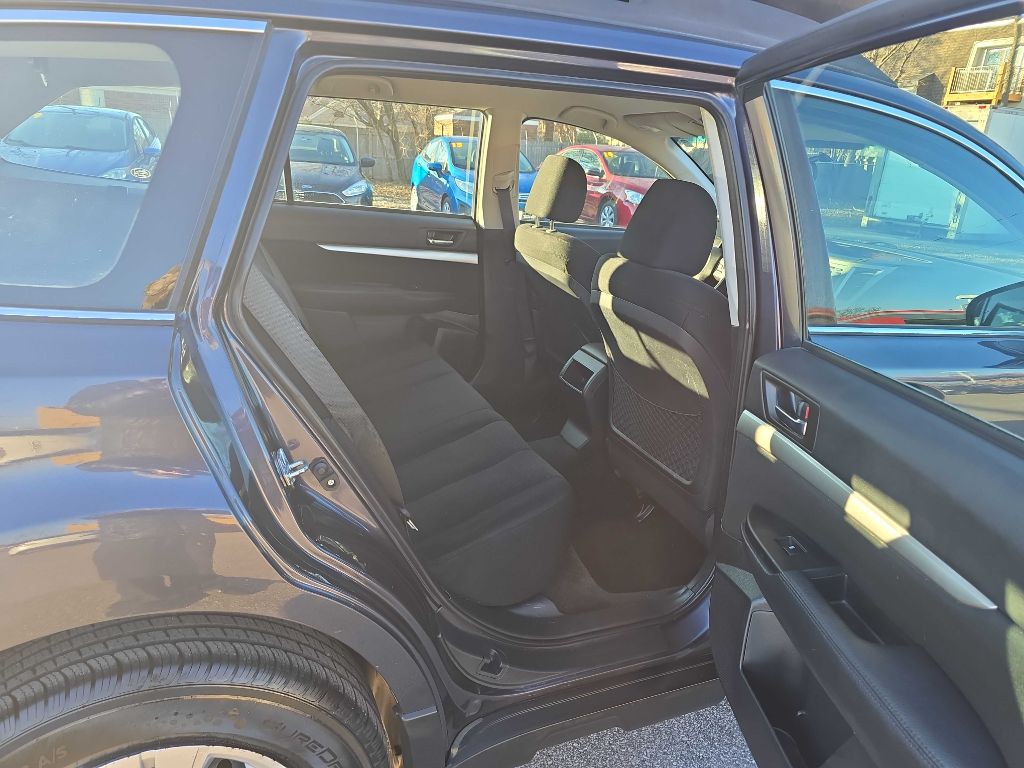2013 Subaru Outback Image 27