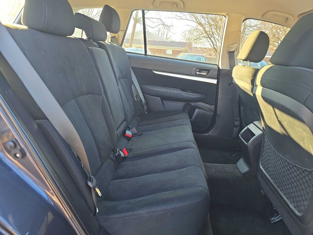 2013 Subaru Outback Image 28