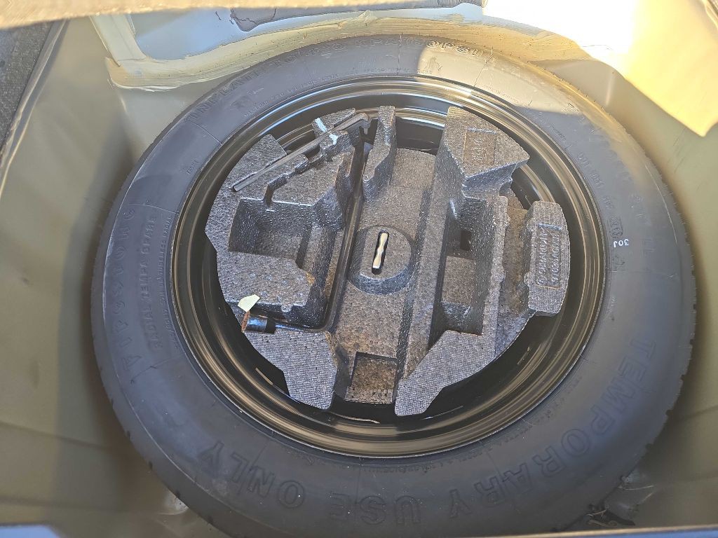 2013 Subaru Outback Image 30